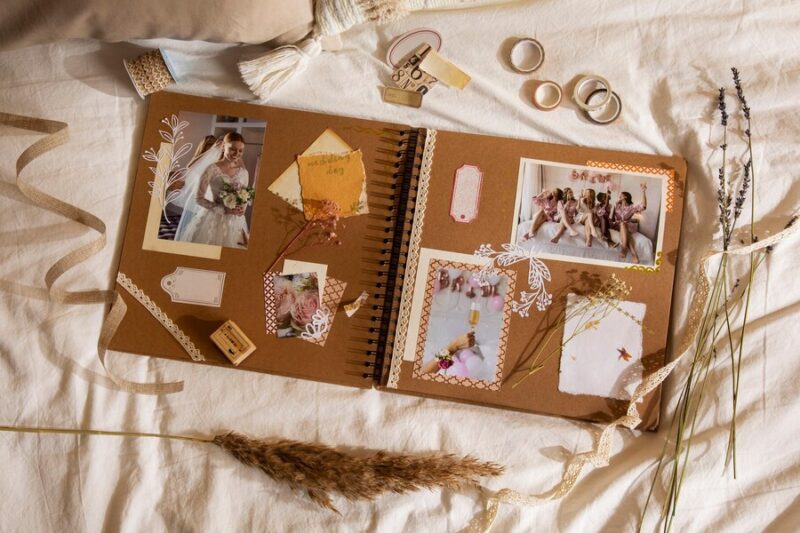 Creative 50th wedding anniversary gift ideas for friends