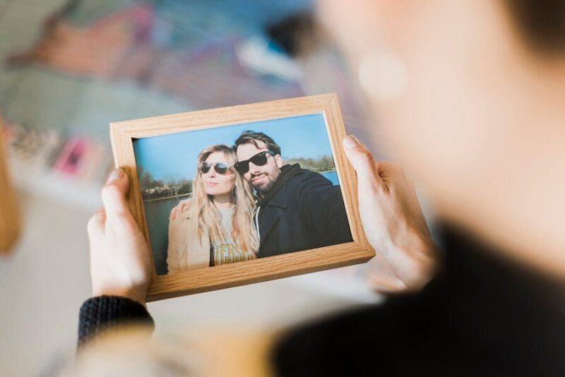 Customized photo frame