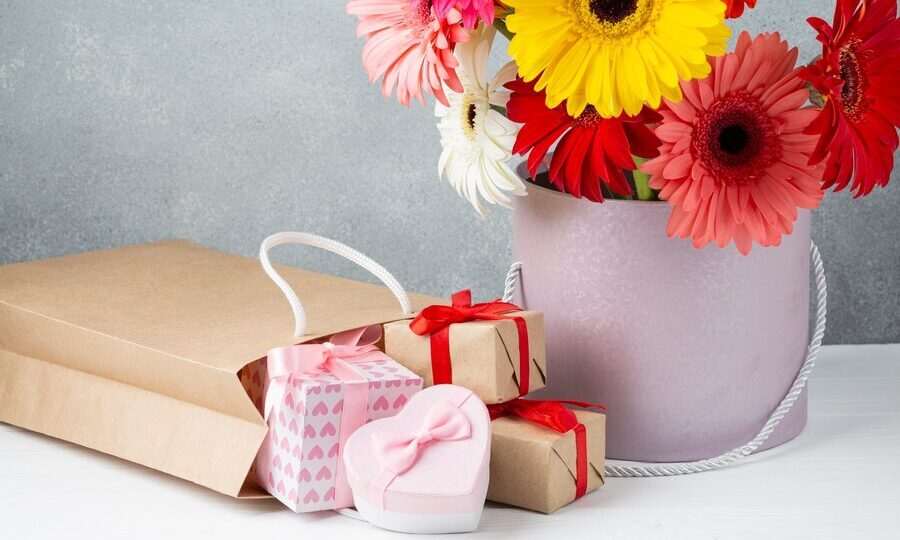 Teacher gift ideas female