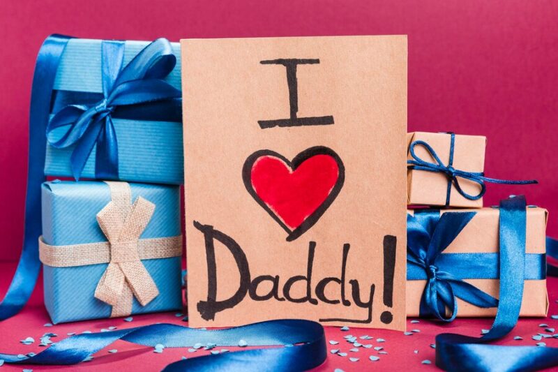 Ways to present funny Father's Day gifts