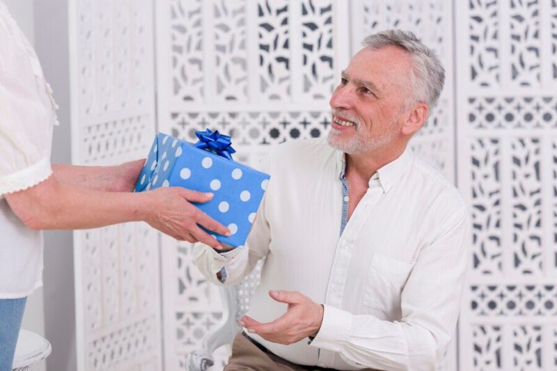 Ways to present your grandad gifts